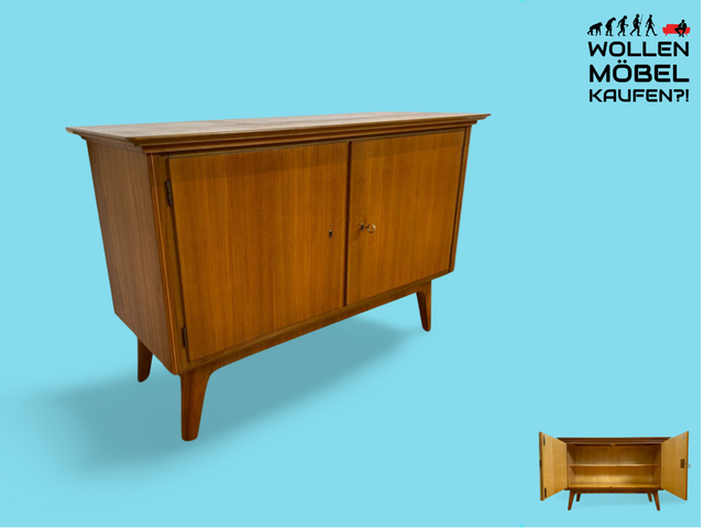 WMK # Formschöne und gut erhaltene 50er Jahre Rockabilly Kommode aus vollem Holz, mit zeittypischen konischen Füßen # Sideboard Wäschekommode Flurkommode Schuhschrank Mid-Century Vintage 60er