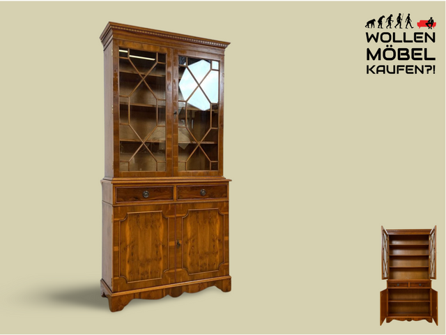 WMK # Elegante und sehr gut erhaltene Vintage Vitrine im englischen Stil mit Schubladen & Sprossen Glastüren # Büchervitrine Bücherschrank Bücherregal Regal Kommode Highboard Schrank Stilmöbel Berlin