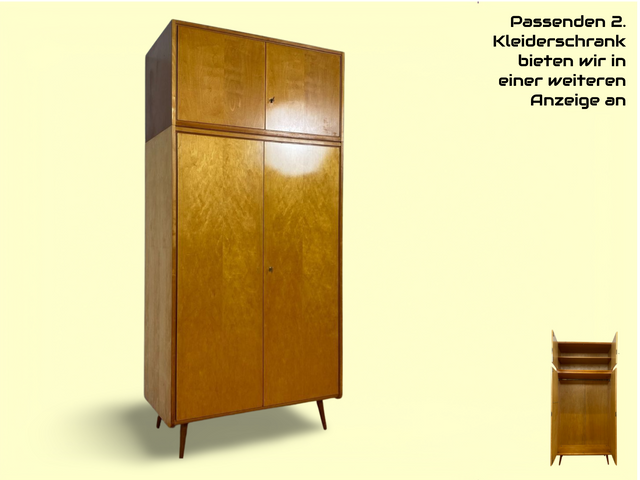 WMK # Raumaufhellender und gut erhaltener Mid-Century Kleiderschrank aus 1964 in Buche und Birke mit Aufsatz # Schrank Wäscheschrank Wardrobe Schlafzimmerschrank Aufsatzschrank DDR Vintage 60er Retro