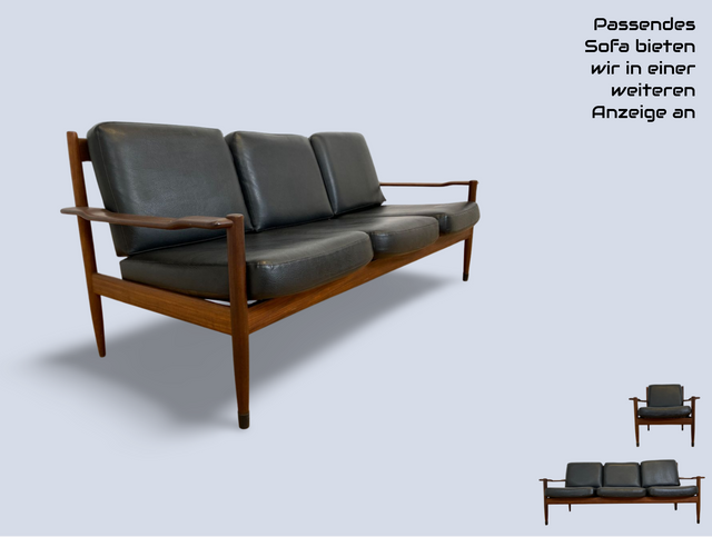 WMK l Stilvoller & sehr gut erhaltener skandinavischer Mid-Century Sessel mit schwarzem Skai Bezug & edlem Holzrahmen l Ledersessel Lesesessel Sitzgarnitur Danish Design Vintage Kunstleder