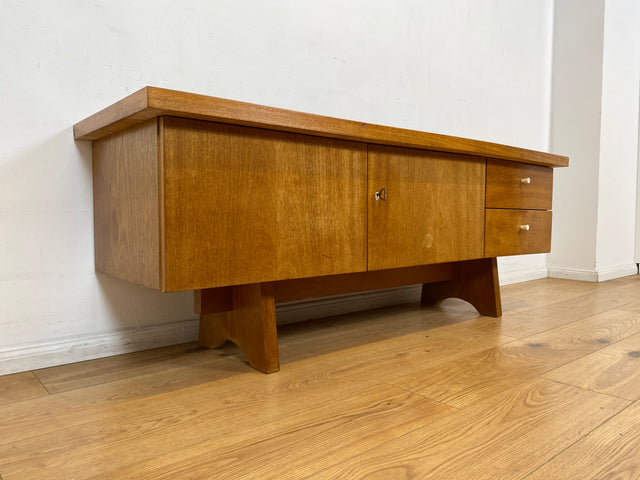 WMK I Schönes 160cm langes Mid-Century Lowboard mit Schubladen und hübschen Originalgriffen I Sideboard Kommode Anrichte Fernsehkommode TV Bank Vintage Möbel Retro 60er 70er Berlin Hamburg Regensburg