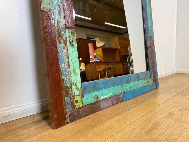 Boatwood by WMK I 100x195cm großer Spiegel I handgefertigtes Unikat aus altem Bootsholz in Originalfarben I bunter Wandspiegel Ganzkörperspiegel Standspiegel Flurspiegel Garderobe Berlin Bremen Halle