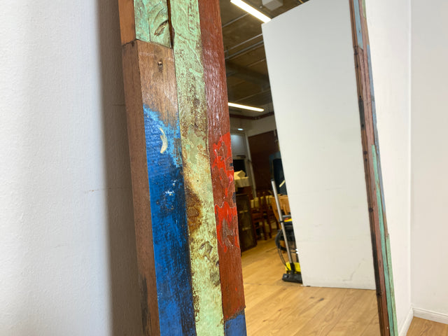 Boatwood by WMK I 100x195cm großer Spiegel I handgefertigtes Unikat aus altem Bootsholz in Originalfarben I bunter Wandspiegel Standspiegel Ganzkörperspiegel Flurspiegel Garderobe Berlin Köln Hannover