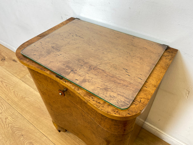 WMK I 1/2 Sehr schöner 1930er Jahre Art Deco Nachttisch aus vollem Holz mit Schublade und Glasauflage I Nachtkommode Nachtschrank Nachtschränkchen Night Stand Vintage Antik Berlin Leipzig Stuttgart