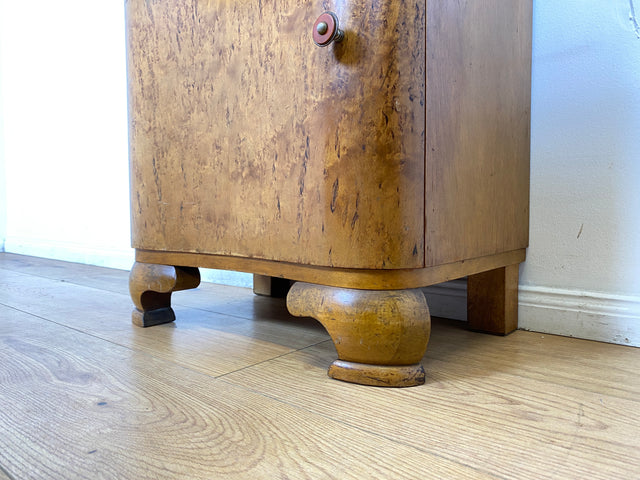 WMK I 1/2 Sehr schöner 1930er Jahre Art Deco Nachttisch aus vollem Holz mit Schublade und Glasauflage I Nachtkommode Nachtschrank Nachtschränkchen Night Stand Vintage Antik Berlin Leipzig Stuttgart