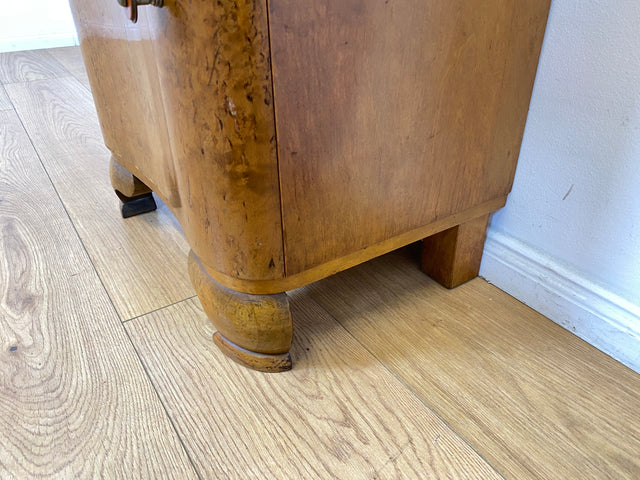 WMK I 1/2 Sehr schöner 1930er Jahre Art Deco Nachttisch aus vollem Holz mit Schublade und Glasauflage I Nachtkommode Nachtschrank Nachtschränkchen Night Stand Vintage Antik Berlin Leipzig Stuttgart