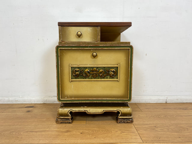 WMK I Wunderschöner jedoch abgerockter 1930er Jahre Art Deco Nachttisch mit Schublade I Nachtschrank Nachtkommode Nachtschränkchen Kommode Beistelltisch Antik Vintage Shabby Chic Berlin Leipzig Köln