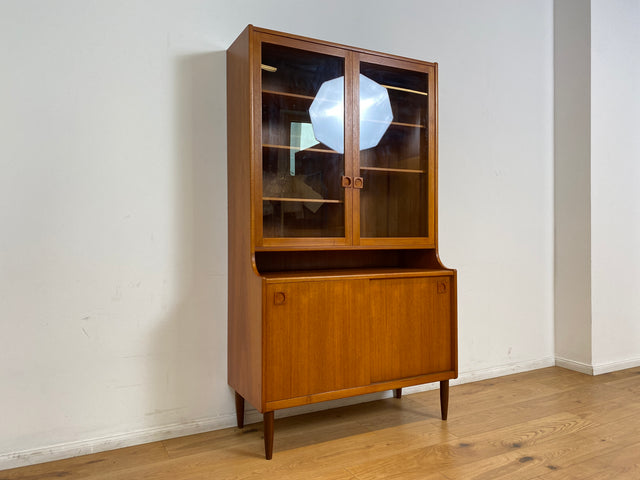 WMK # Hochwertige skandinavische Mid-Century Designer Vitrine von Brouer Møbelfabrik aus massivem Teakholz # Regal Bücherschrank Bücherregal Highboard Sideboard Glass Cabinet Danish Design Vintage