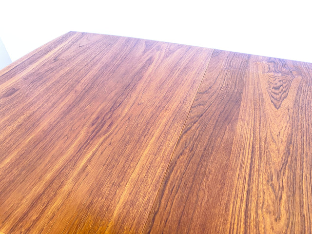 WMK # Stilvoller und 2-fach ausziehbarer skandinavischer Mid-Century Designertisch Roseto by Svante Skogh for Abra, in Teakholz # Tisch Esstisch Dining Table Holztisch Danish Design Vintage Teak 60er