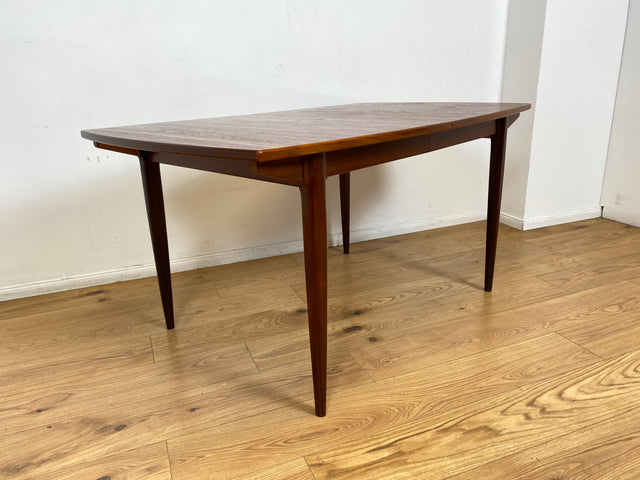 WMK # Stilvoller und 2-fach ausziehbarer skandinavischer Mid-Century Designertisch Roseto by Svante Skogh for Abra, in Teakholz # Tisch Esstisch Dining Table Holztisch Danish Design Vintage Teak 60er