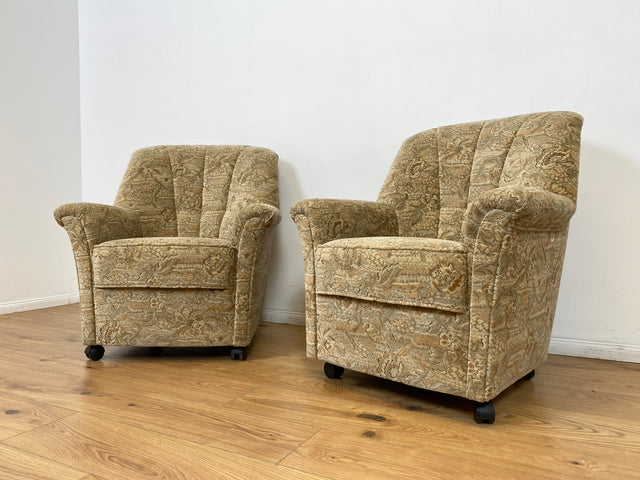 WMK # 1/2 Gemütlicher und sehr gut erhaltener Vintage Sessel auf Rollen mit floralem Originalbezug, Federkernsitz # Cocktailsessel Clubsessel Lesesessel Fernsehsessel Polstermöbel Sitzgarnitur Retro
