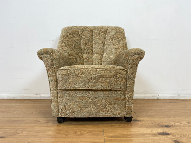 WMK # 1/2 Gemütlicher und sehr gut erhaltener Vintage Sessel auf Rollen mit floralem Originalbezug, Federkernsitz # Cocktailsessel Clubsessel Lesesessel Fernsehsessel Polstermöbel Sitzgarnitur Retro