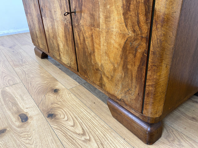 WMK I Made in SO36 I Wunderschöne 30er Jahre Art Deco Kommode aus vollem Holz mit Vitrine und Schubladen I Schrank Sideboard TV Lowboard Flurkommode Wäschekommode Vintage Antik Berlin Hamburg München