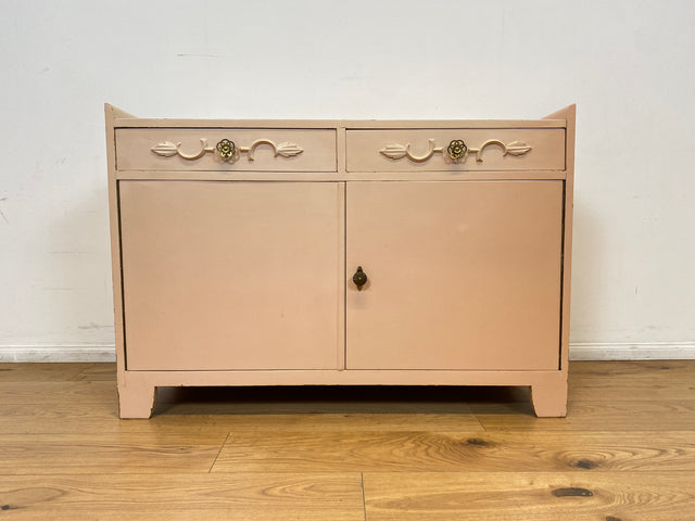 WMK # Besonders schöne und geräumige 30er Jahre Art Deco Kommode in zart Rosa aus vollem Holz mit Schubladen und Messinggriffen # Schrank Sideboard Wäschekommode Schuhkommode Antik Vintage Berlin Köln