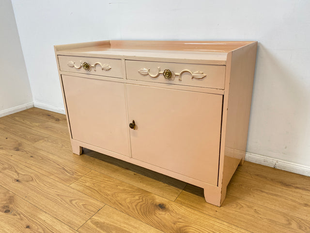 WMK # Besonders schöne und geräumige 30er Jahre Art Deco Kommode in zart Rosa aus vollem Holz mit Schubladen und Messinggriffen # Schrank Sideboard Wäschekommode Schuhkommode Antik Vintage Berlin Köln