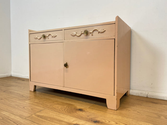 WMK # Besonders schöne und geräumige 30er Jahre Art Deco Kommode in zart Rosa aus vollem Holz mit Schubladen und Messinggriffen # Schrank Sideboard Wäschekommode Schuhkommode Antik Vintage Berlin Köln
