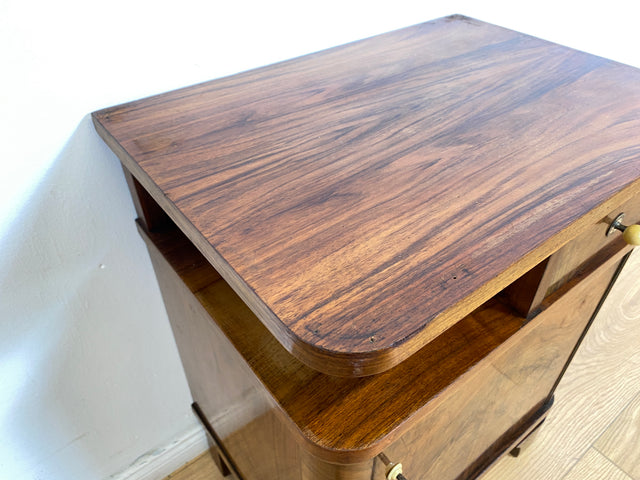 WMK # 1/2 Sehr schöner 30er Jahre Art Deco Nachttisch aus vollem Holz in Wurzelholz, mit Schublade und Originalgriffen # Nachtschrank Nachtschränkchen Nachtkommode Kommode Bedside Table Antik Vintage