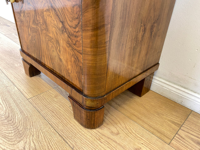 WMK # 1/2 Sehr schöner 30er Jahre Art Deco Nachttisch aus vollem Holz in Wurzelholz, mit Schublade und Originalgriffen # Nachtschrank Nachtschränkchen Nachtkommode Kommode Bedside Table Antik Vintage
