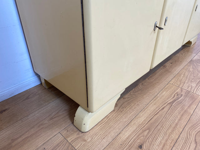 WMK I Schöne 30er Jahre Küchenanrichte aus vollem Holz mit Originalgläsern und Keramik Schütten I Küche Büffet Büfett Küchenschrank Anrichte Kredenz Art Deco Vintage 40er 50er Berlin Dresden Münster