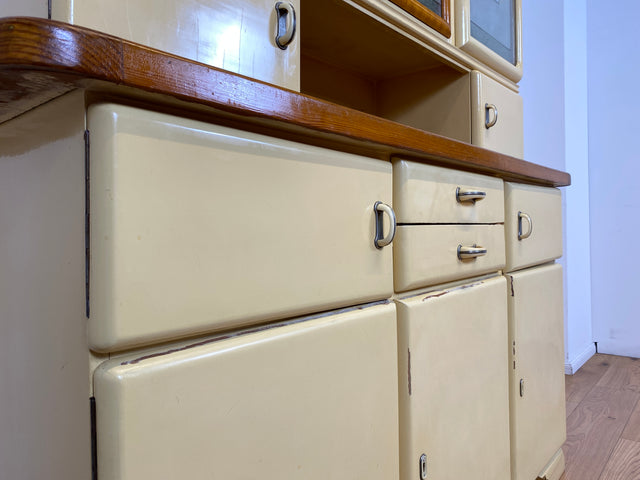 WMK I Schöne 30er Jahre Küchenanrichte aus vollem Holz mit Originalgläsern und Keramik Schütten I Küche Büffet Büfett Küchenschrank Anrichte Kredenz Art Deco Vintage 40er 50er Berlin Dresden Münster