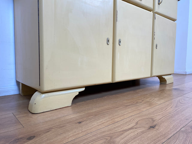 WMK I Schöne 30er Jahre Küchenanrichte aus vollem Holz mit Originalgläsern und Keramik Schütten I Küche Büffet Büfett Küchenschrank Anrichte Kredenz Art Deco Vintage 40er 50er Berlin Dresden Münster