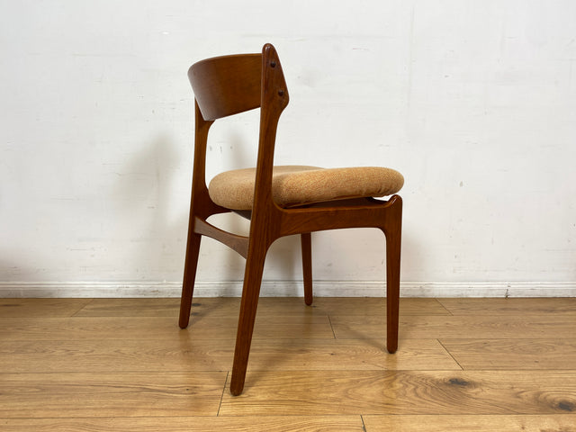 WMK I 4er Set skandinavischer Designer Stühle Model 49 von Erik Buck für O.D. Møbler I Teakholz I Esszimmerstühle Küchenstühle Chairs Danish Design Mid-Century Vintage Teak I Berlin Stuttgart Dresden