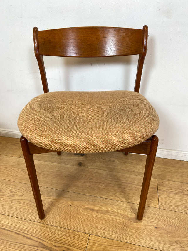 WMK I 4er Set skandinavischer Designer Stühle Model 49 von Erik Buck für O.D. Møbler I Teakholz I Esszimmerstühle Küchenstühle Chairs Danish Design Mid-Century Vintage Teak I Berlin Stuttgart Dresden