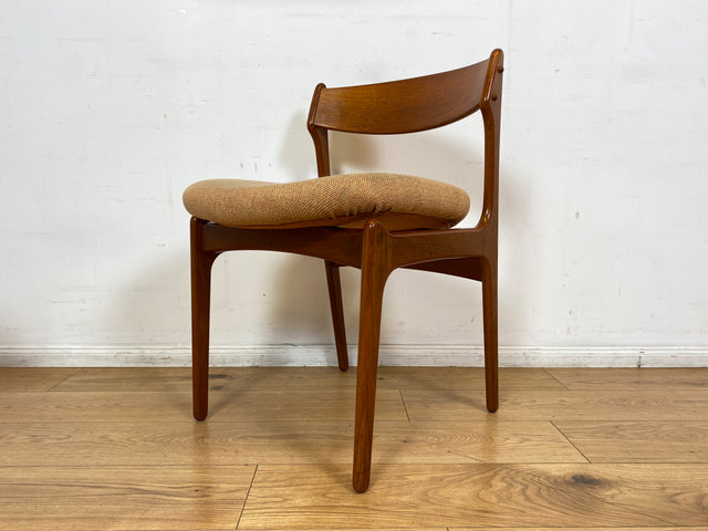 WMK I 4er Set skandinavischer Designer Stühle Model 49 von Erik Buck für O.D. Møbler I Teakholz I Esszimmerstühle Küchenstühle Chairs Danish Design Mid-Century Vintage Teak I Berlin Stuttgart Dresden