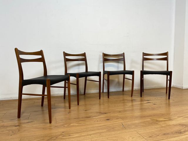 WMK I 4er Set skandinavischer Mid-Century Stühle I aus Teakholz mit schwarzem Kunst Leder Bezug I Esszimmerstühle Küchenstühle Holzstühle Chairs Skai Danish Design Vintage Teak Berlin Bayern Hannover