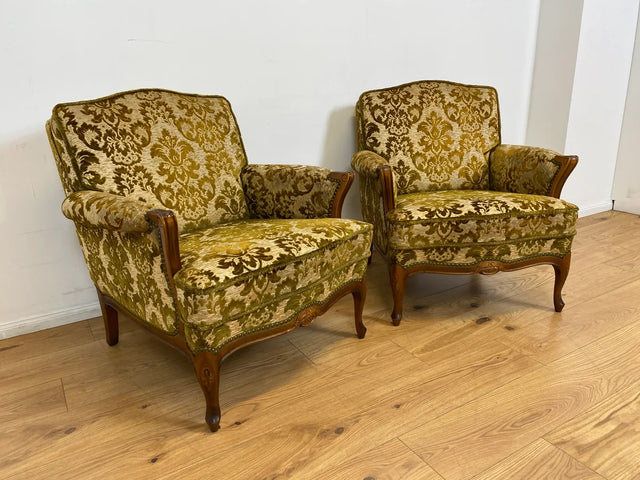 WMK # 1/2 Eleganter, gemütlicher und sehr gut erhaltener Chippendale Sessel mit wunderbarem Brokat Bezug & handverziertem Holzrahmen # Lesesessel Armchair Sitzgarnitur Stilmöbel Barock Rokoko Vintage