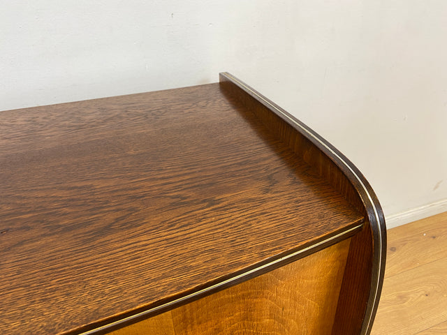 WMK # Formschöne & gut erhaltene 50er Jahre Barkommode aus vollem Holz mit Schiebetüren und Messinggriff # Bar Barschrank Mini-Bar Hausbar Kommode Sideboard Vitrine Rockabilly Vintage Mid-Century 60er