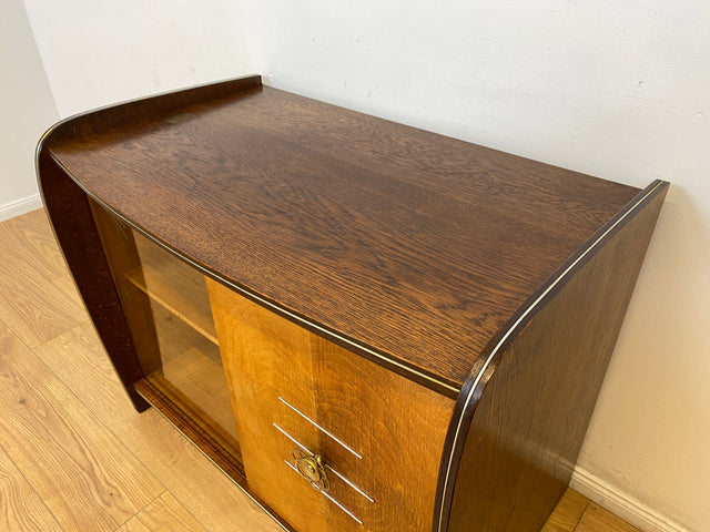 WMK # Formschöne & gut erhaltene 50er Jahre Barkommode aus vollem Holz mit Schiebetüren und Messinggriff # Bar Barschrank Mini-Bar Hausbar Kommode Sideboard Vitrine Rockabilly Vintage Mid-Century 60er