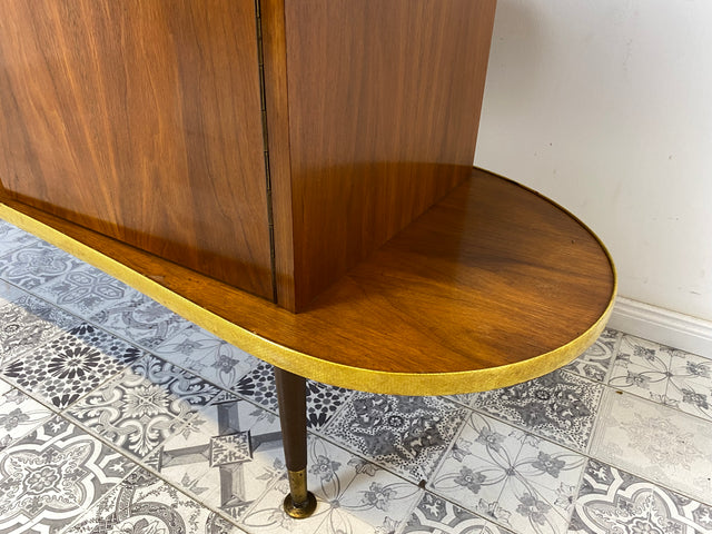 WMK I Ein Unikat I Einzigartige 50er Jahre Bar von Friedrich A. Maschke aus dem Schwarzwald mit handgefertigtem Alpen Relief Gemälde I Hausbar Tresen Wein Schrank Regal Vintage Mid-Century Kunst