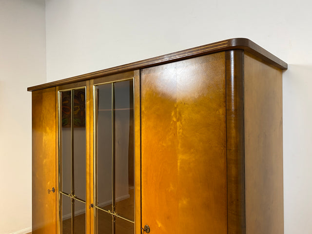 WMK I Versand 85€ I Formschöner und sehr gut erhaltener 50er Jahre Kleiderschrank mit Glastüren I Schrank Wardrobe Schlafzimmer Wäsche Mid-Century Rockabilly Vintage 60er Berlin Leipzig Dortmund