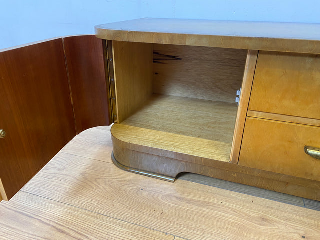 WMK I Formschönes 50er Jahre Lowboard mit Schubladen und Messingbeschlägen I Sideboard Kommode Wäschekommode TV Bank Fernsehkommode Rockabilly Mid-Century Vintage 50er 60er Berlin Düsseldorf Hamburg