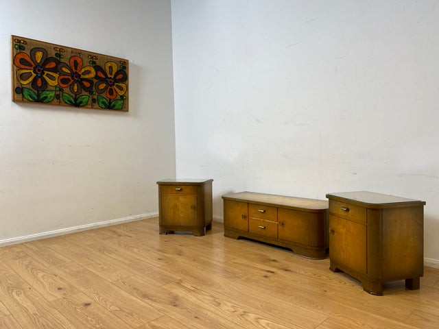 WMK I Formschönes 50er Jahre Lowboard mit Schubladen und Messingbeschlägen I Sideboard Kommode Wäschekommode TV Bank Fernsehkommode Rockabilly Mid-Century Vintage 50er 60er Berlin Düsseldorf Hamburg