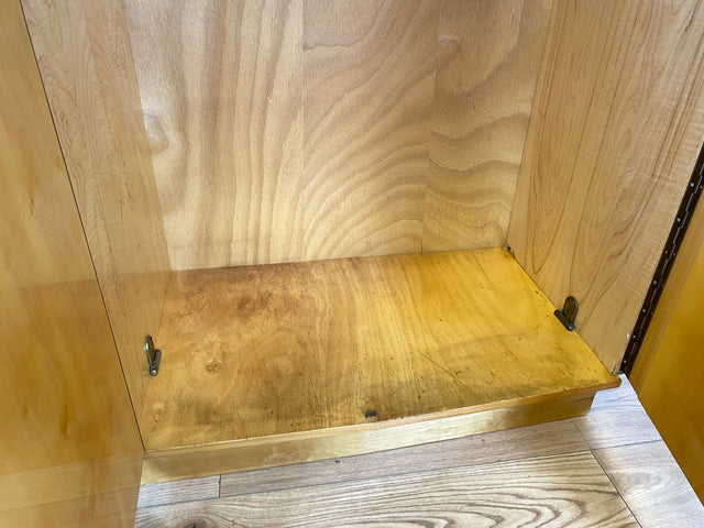 WMK I Hochwertiger heller 60er Jahre Kleiderschrank aus vollem Holz mit perfekter Aufteilung I Schrank Schlafzimmerschrank Wardrobe Wäscheschrank Vintage Mid-Century 50er Berlin Bielefeld Regensburg
