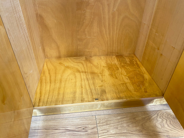 WMK I Hochwertiger heller 60er Jahre Kleiderschrank aus vollem Holz mit perfekter Aufteilung I Schrank Schlafzimmerschrank Wardrobe Wäscheschrank Vintage Mid-Century 50er Berlin Bielefeld Regensburg