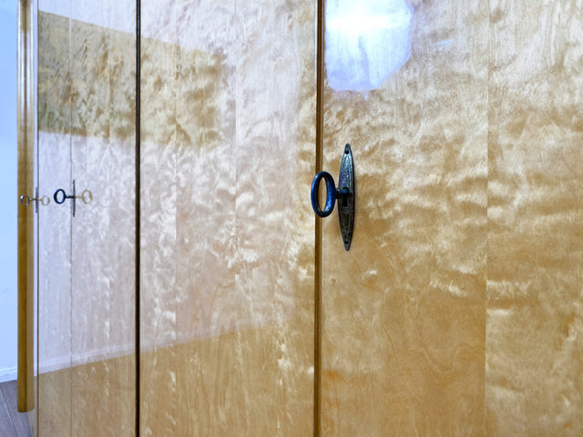 WMK I Hochwertiger heller 60er Jahre Kleiderschrank aus vollem Holz mit perfekter Aufteilung I Schrank Schlafzimmerschrank Wardrobe Wäscheschrank Vintage Mid-Century 50er Berlin Bielefeld Regensburg