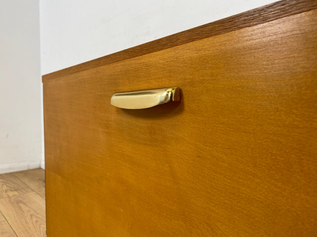 WMK I Hochwertige 60er Jahre Kommode aus vollem Holz mit Klappe & Messinggriff I Schrank Sideboard Lowboard Barkommode Barschrank Wäschekommode Mid-Century Vintage Retro DDR I Berlin Freiburg München