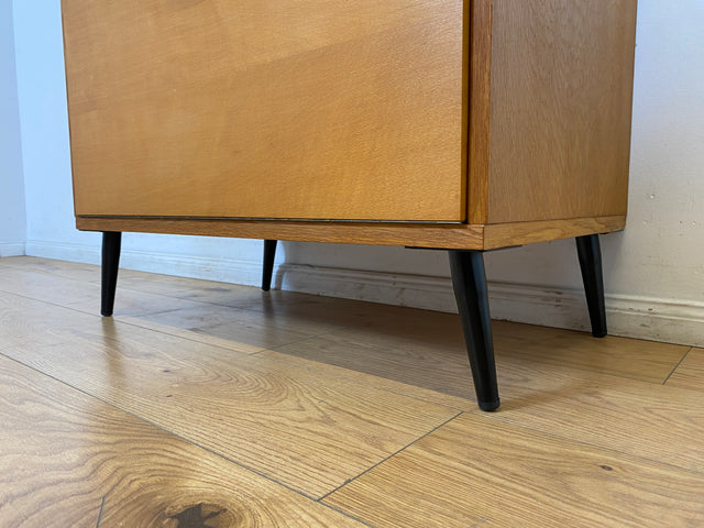 WMK I Hochwertige 60er Jahre Kommode aus vollem Holz mit Klappe & Messinggriff I Schrank Sideboard Lowboard Barkommode Barschrank Wäschekommode Mid-Century Vintage Retro DDR I Berlin Freiburg München