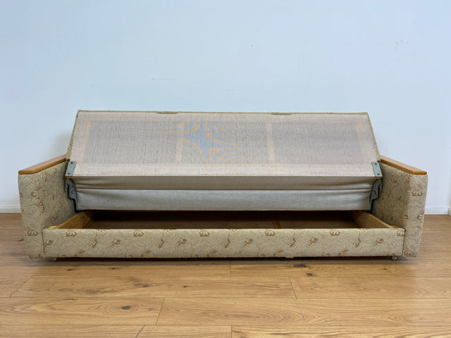 WMK # Formschlichtes und sehr gut erhaltenes 60er Jahre Sofa mit Schlaffunktion, Bettwäschefach, Federkern und freundlichem Originalbezug # Couch Schlafsofa Schlafcouch Klappcouch Mid-Century Vintage
