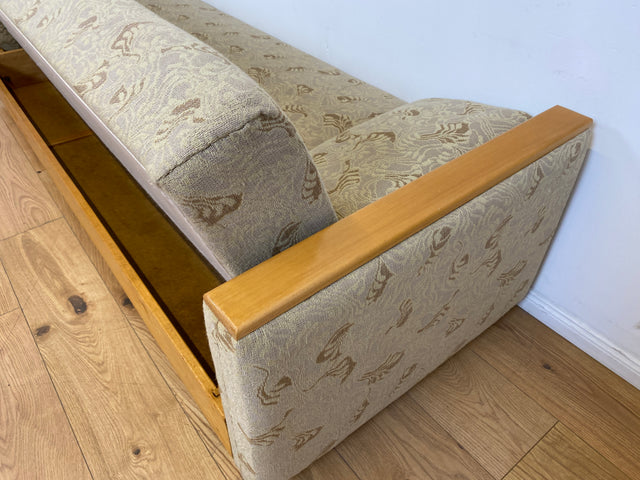 WMK # Formschlichtes und sehr gut erhaltenes 60er Jahre Sofa mit Schlaffunktion, Bettwäschefach, Federkern und freundlichem Originalbezug # Couch Schlafsofa Schlafcouch Klappcouch Mid-Century Vintage