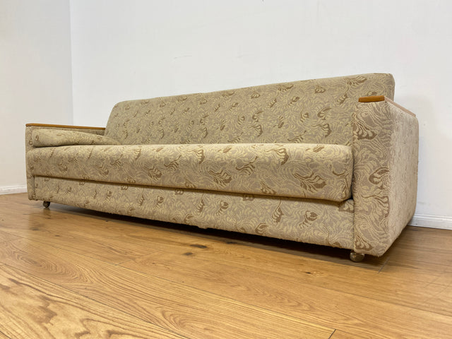 WMK # Formschlichtes und sehr gut erhaltenes 60er Jahre Sofa mit Schlaffunktion, Bettwäschefach, Federkern und freundlichem Originalbezug # Couch Schlafsofa Schlafcouch Klappcouch Mid-Century Vintage