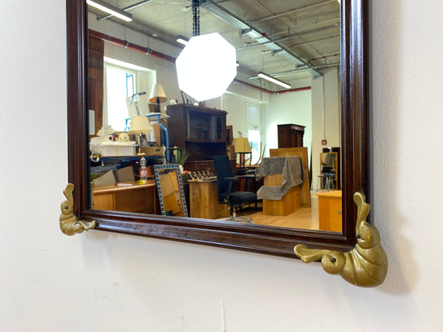 WMK I Versand möglich I Sehr hübscher 60er Jahre Wandspiegel im antiken Stil mit Holzrahmen und goldfarbenen Zierelementen I Spiegel Flurspiegel Barock Rokoko Mid-Century Vintage Berlin Bremen Bayern