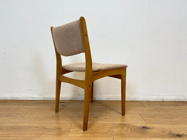 WMK I 6er Set skandinavischer Designerstühle von Johannes Andersen aus Eiche mit beigem Originalbezug