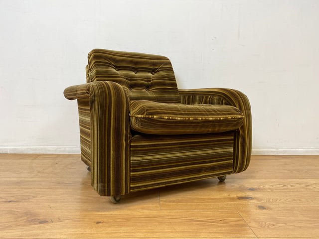 WMK I Formschöner & gemütlicher 70er Jahre Space Age Sessel mit grün-braun gestreiftem Originalbezug I Armchair Clubsessel Loungesessel Lesesessel Sitzgarnitur Retro Vintage Berlin Hannover Stuttgart
