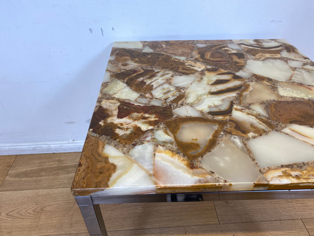 WMK I Stilvoller 70er Jahre Space Age Couchtisch mit charaktervoller Onyx Platte auf Chrom Tischgestell I Wohnzimmertisch Coffee Table Marmor Hollywood Regency Vintage Berlin Köln München Hamburg 60er