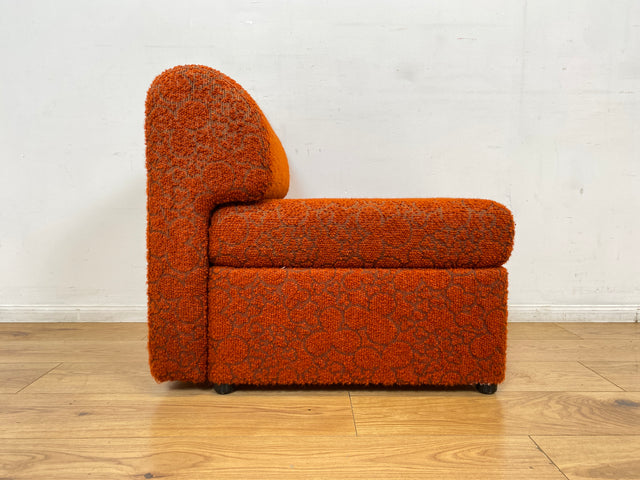 WMK I Kultiges 70er Jahre Space Age Modular Sofa aus 2 Sessel mit grandiosem orangem Originalbezug & Staufächern