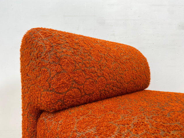 WMK I Kultiges 70er Jahre Space Age Modular Sofa aus 2 Sessel mit grandiosem orangem Originalbezug & Staufächern